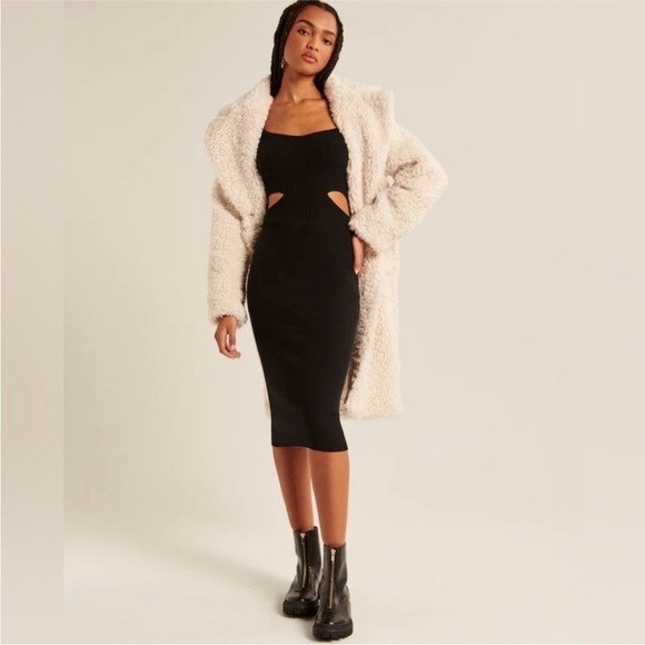 NWOT Abercrombie and Fitch Long-sleeve Cutout Midi Sweater Dress Black XL Petite - Picture 1 of 10